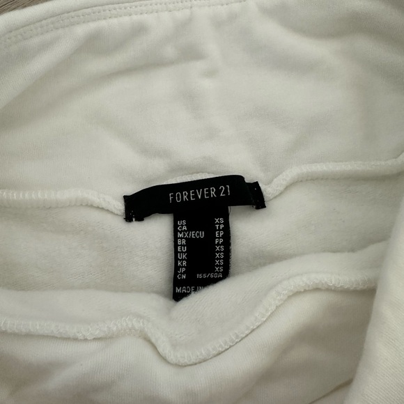 White Ruffle Mini Skirt <3 - Picture 3 of 3